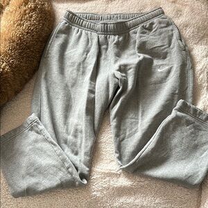 Men’s Large Nike Sweatpants